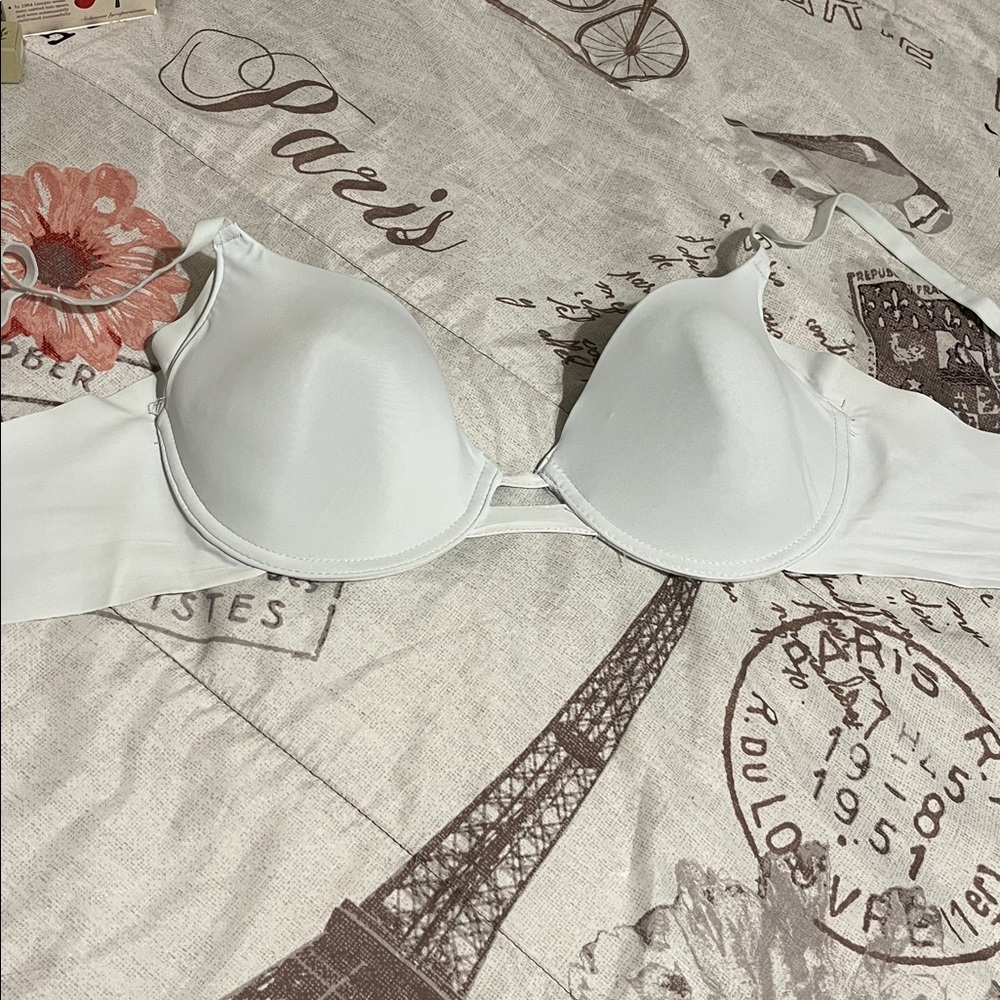 White  Anne Klein 38C Tshirt Bra
